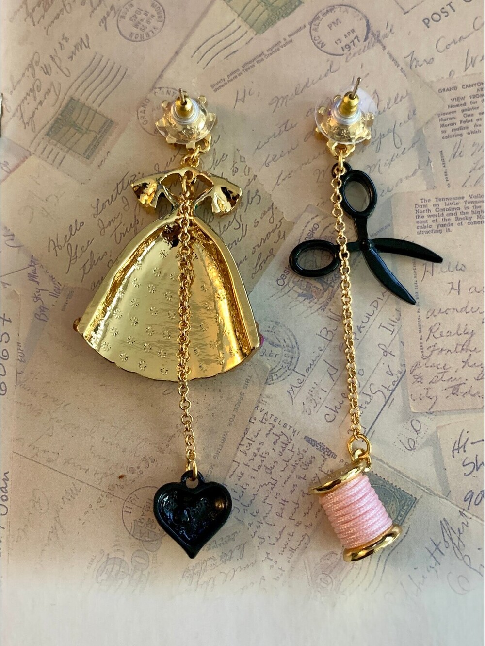 Mismatched Sewing Theme Dress Scissors Spool Rhinestone Drop Earrings - Picture 2 of 4